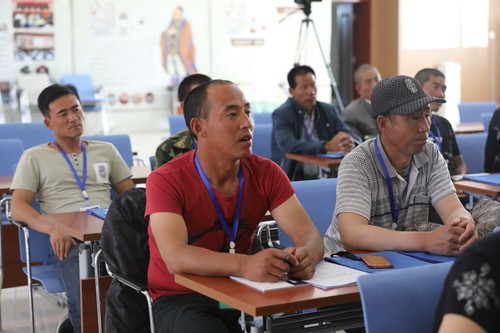 村民“上大学”:宁夏西吉县马莲乡50位村名走进宁职学技术 村民“上大学”:宁夏西吉县马莲乡50位村名走进宁职学技术